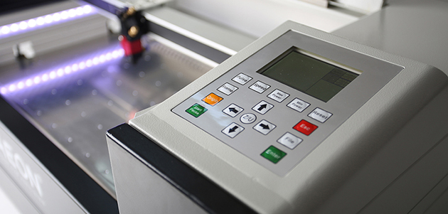 AEON MIRA 9 laserski gravirni stroj 100W
