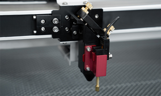 AEON MIRA 9 laserski gravirni stroj 100W
