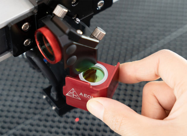 AEON MIRA 9S laserski gravirni stroj 60W
