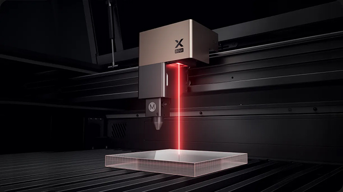 xTool P3  80W CO2 laserski gravirni stroj
